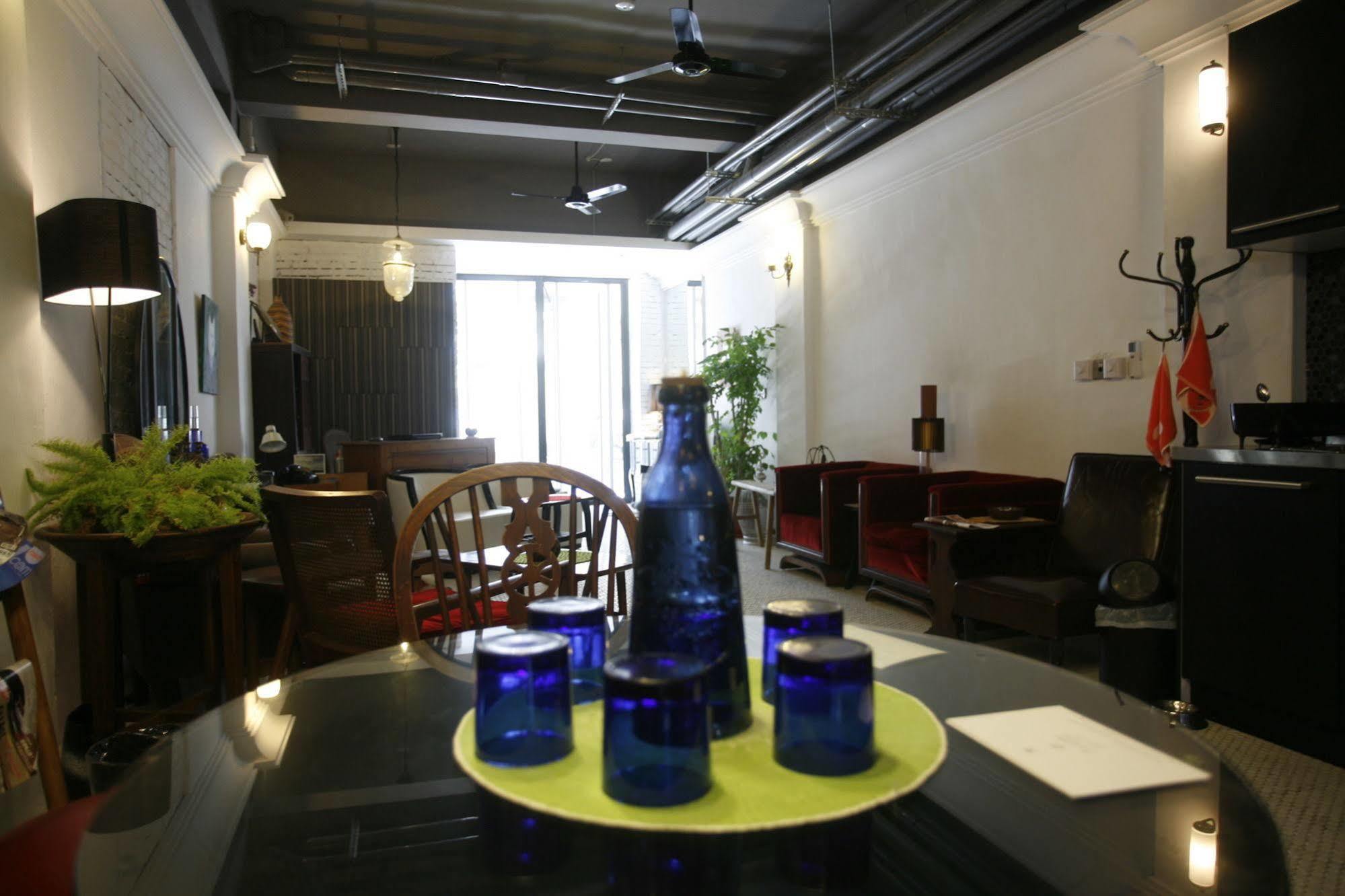 白狗公寓Amo B&B市區金三角 東大門夜市 花莲市 外观 照片
