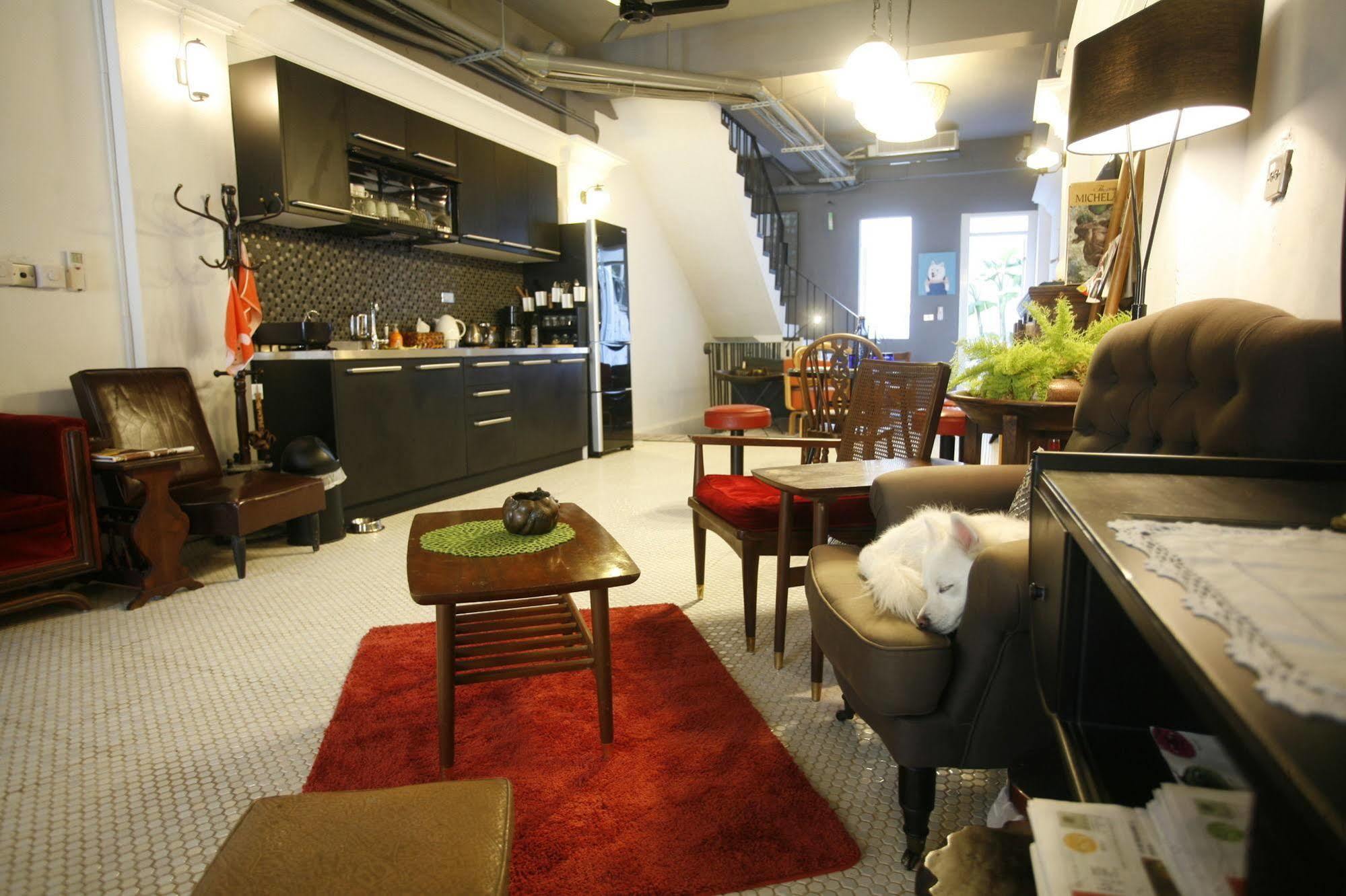 白狗公寓Amo B&B市區金三角 東大門夜市 花莲市 外观 照片